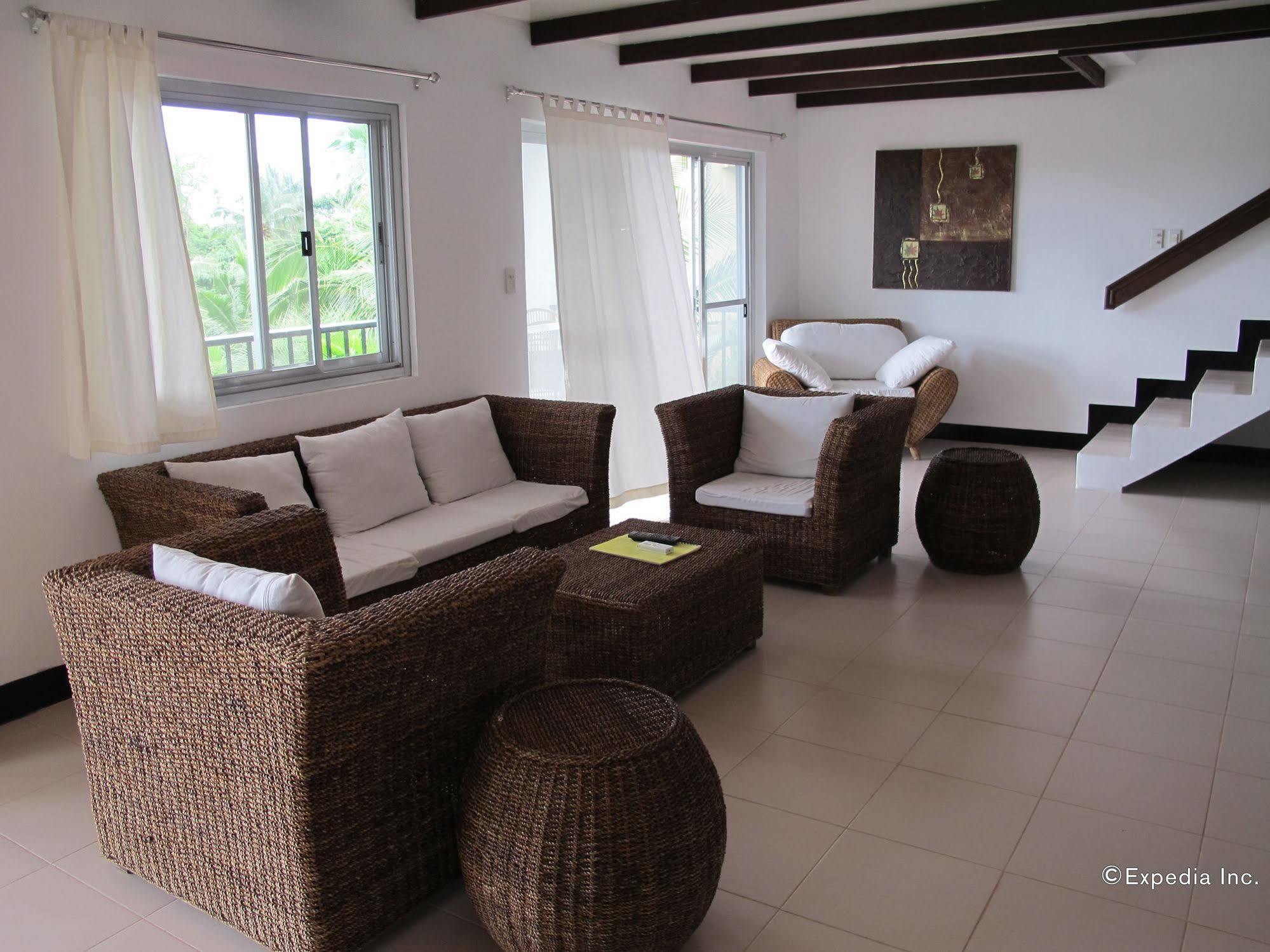 Seahorse Villa Puerto Galera Esterno foto
